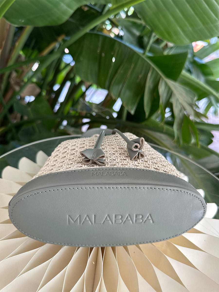 Bolso bucket pequeño calado Mini
