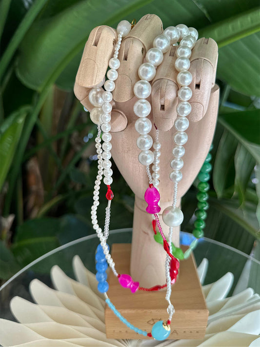 Collar largo perlas y piedras Nieves